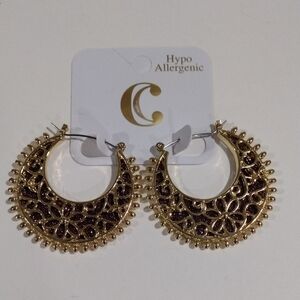 Gold Tone Hypoallergenic Filigree Dainty Pink Earrings, Women's Fashion Jewelry